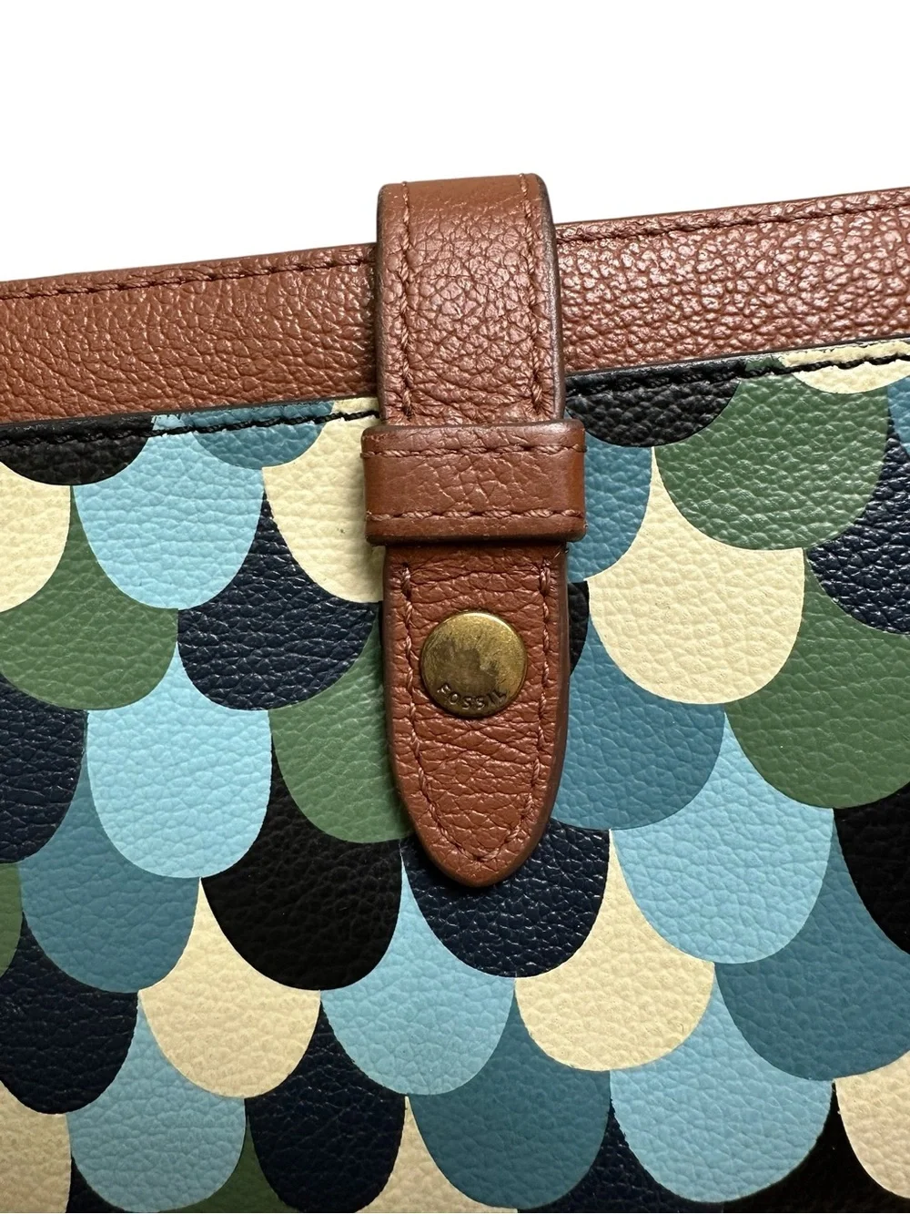 Fossil Blue & Green Scallop Fiona Clutch Multi-Function Zip Around Coin Wallet
